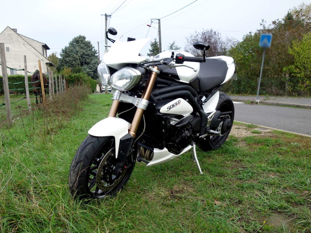 TRIUMPH Speed Triple