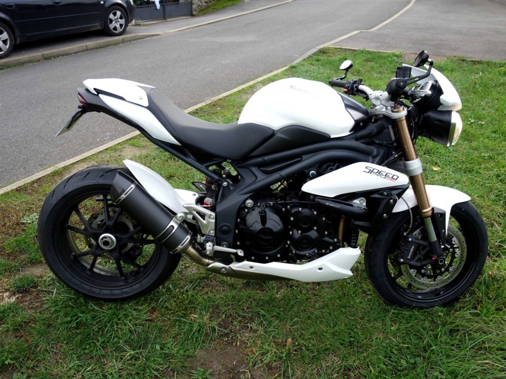 TRIUMPH Speed Triple