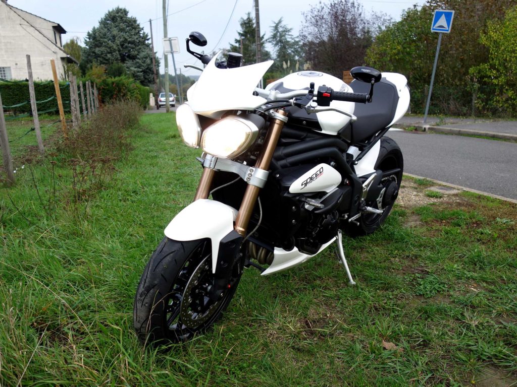 TRIUMPH Speed Triple