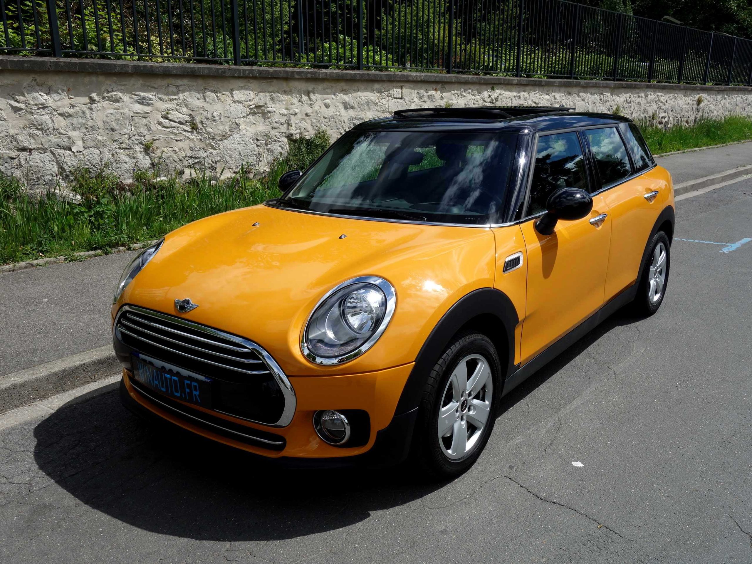 You are currently viewing Mini Clubman Cooper 1.5T 136 ch 1ère main