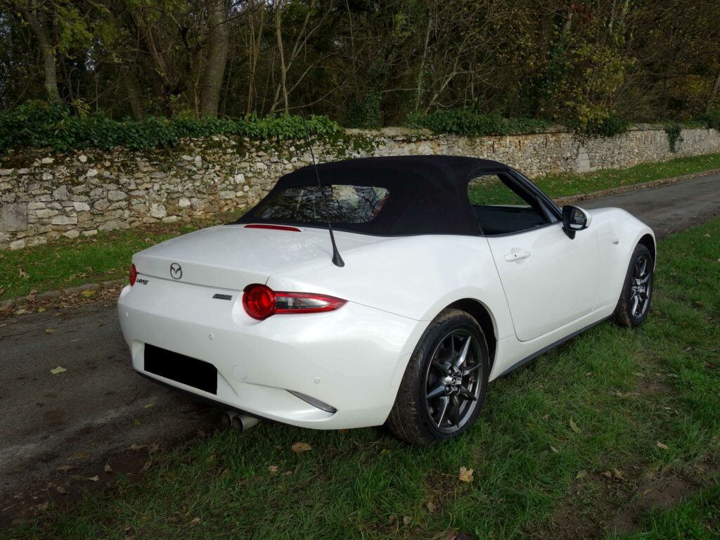 MAZDA MX-5