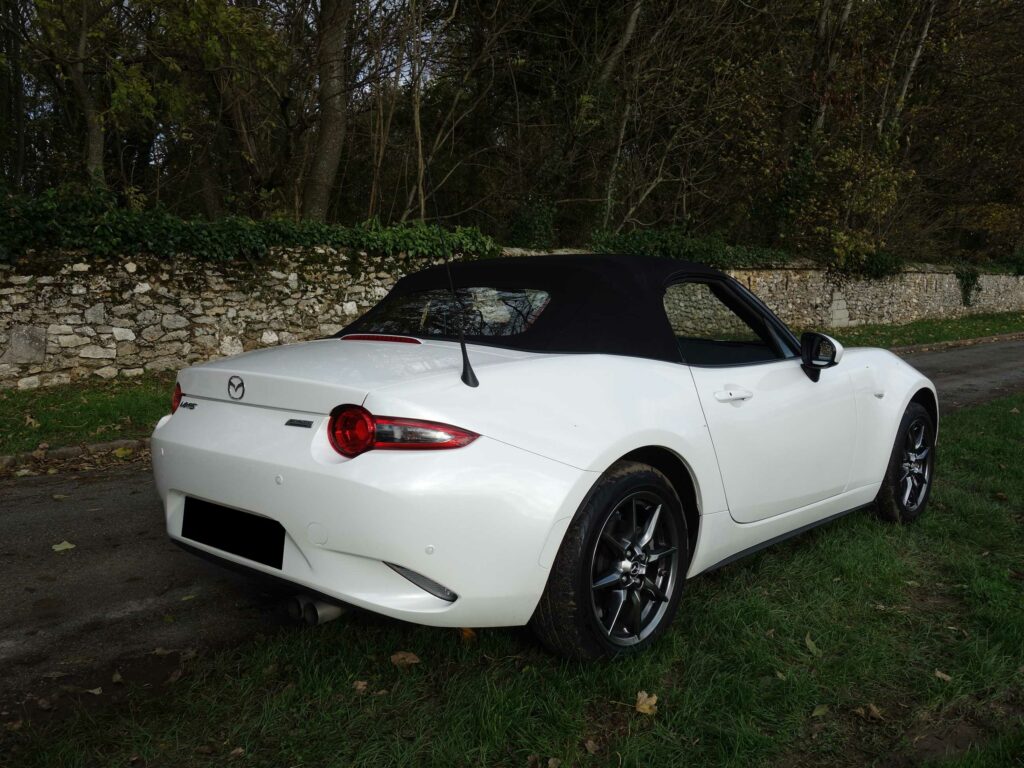 MAZDA MX-5