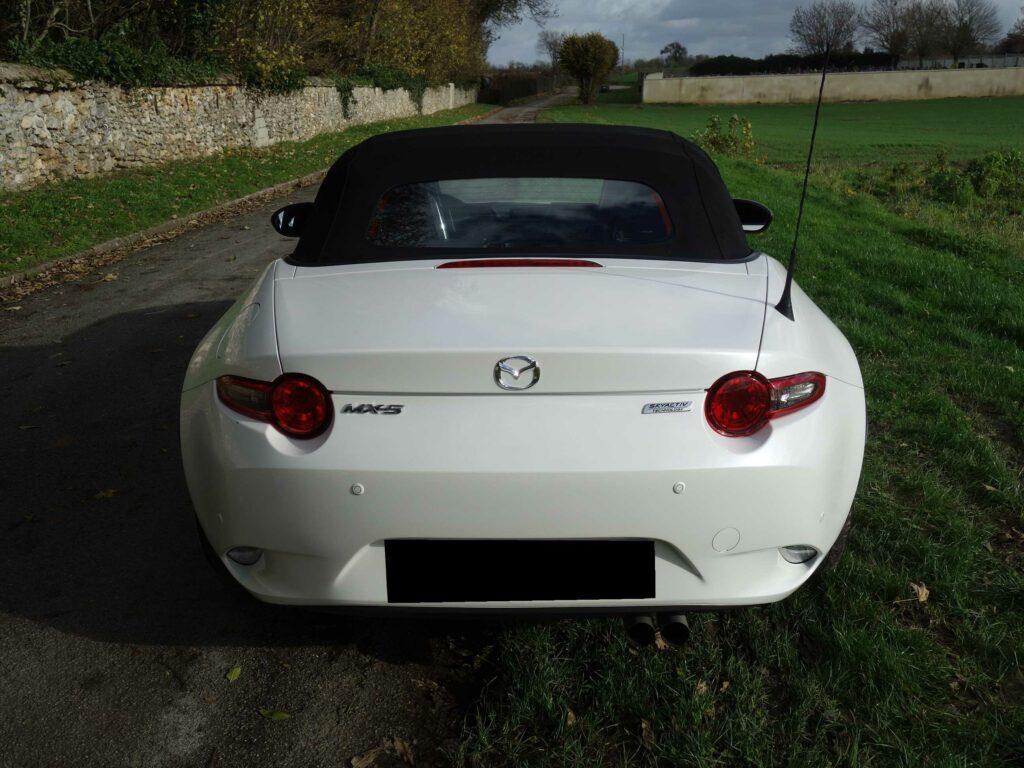 MAZDA MX-5