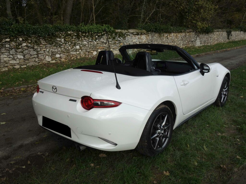 MAZDA MX-5
