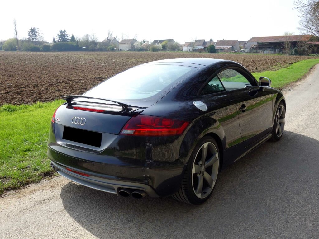 AUDI TT