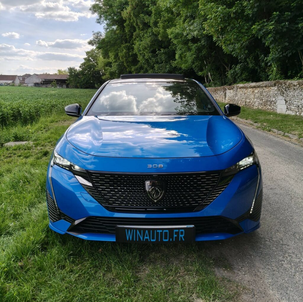 PEUGEOT 308