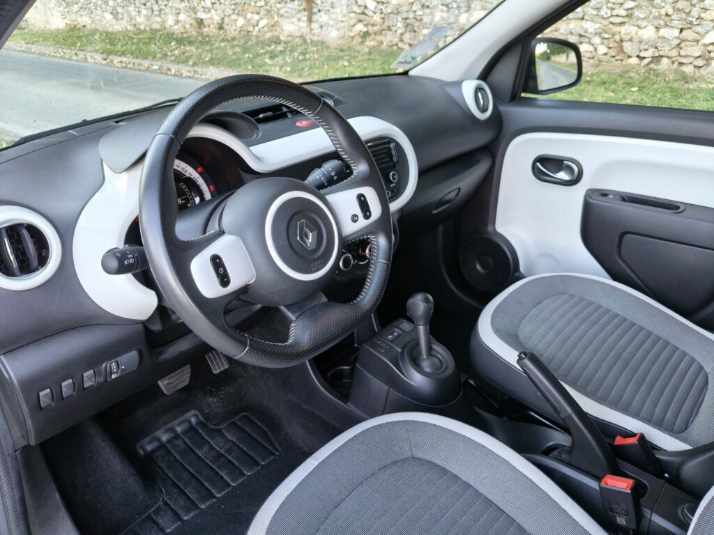 RENAULT Twingo