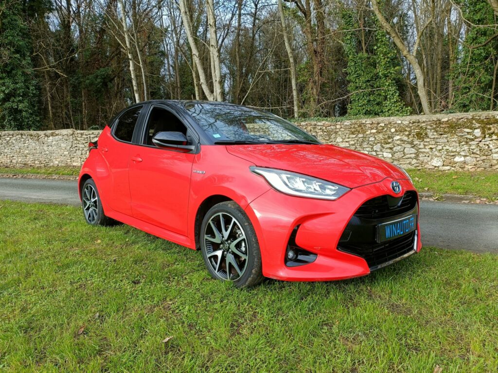 TOYOTA Yaris