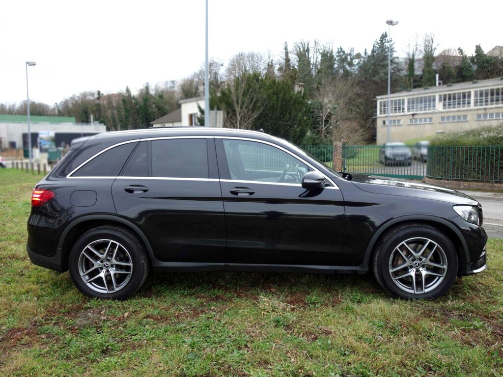 MERCEDES GLC