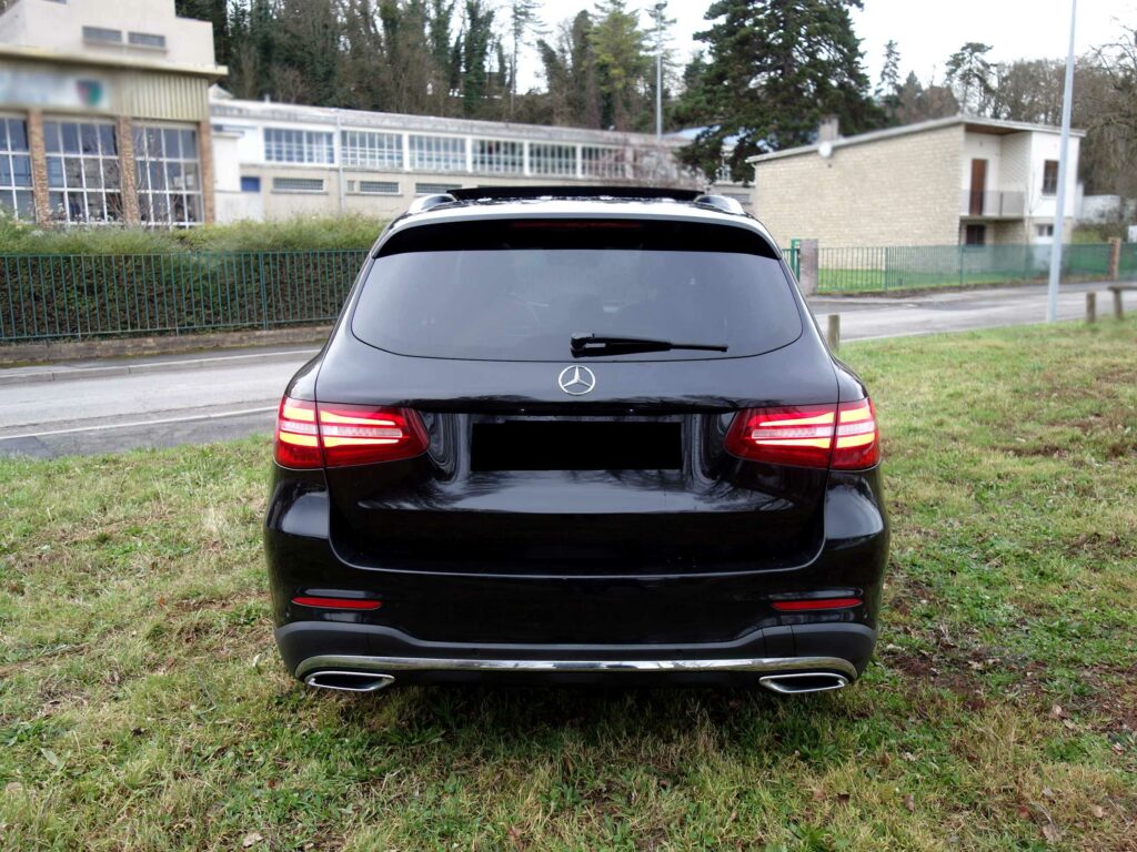 MERCEDES GLC