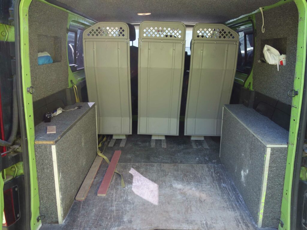 RENAULT Trafic