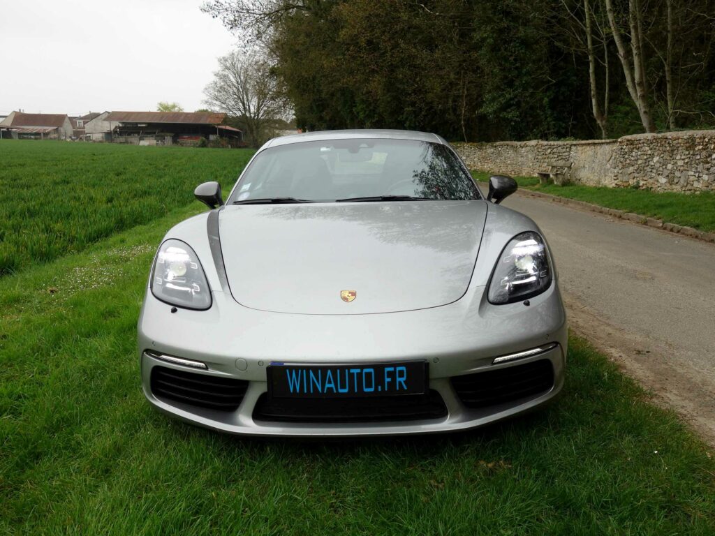 PORSCHE Cayman
