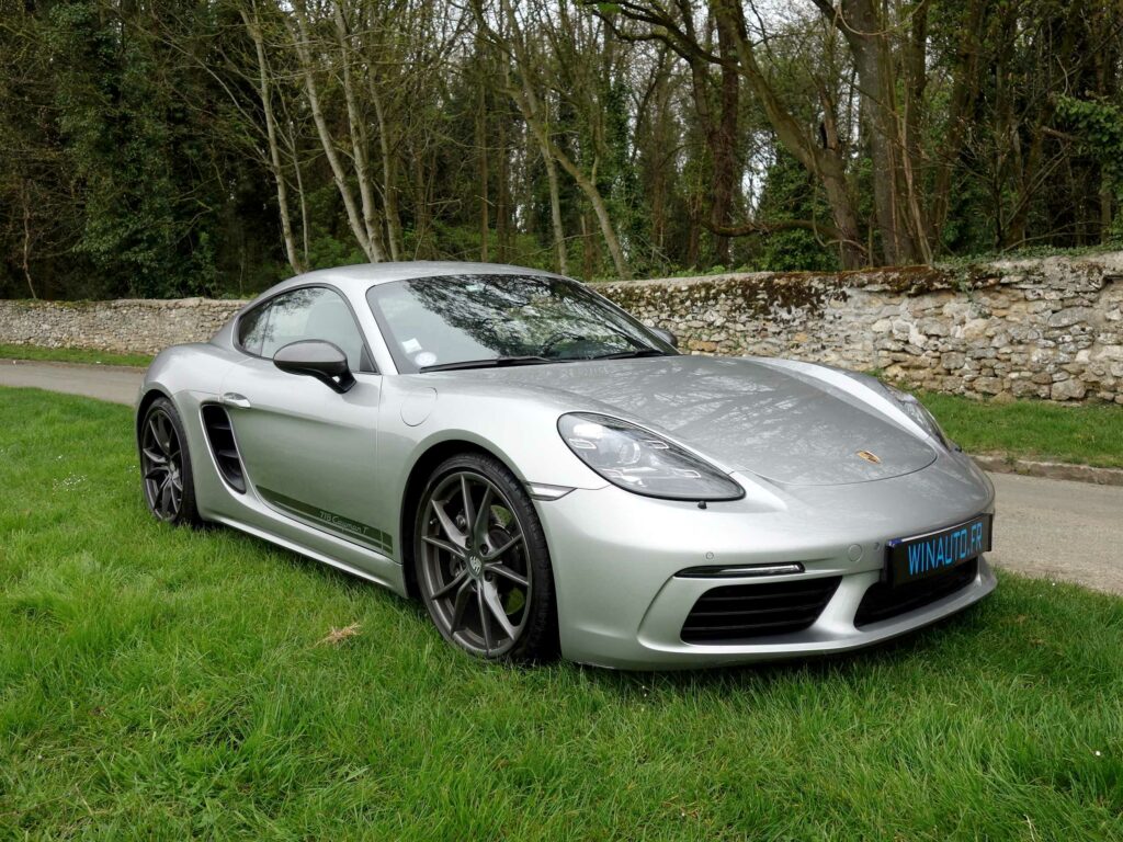 PORSCHE Cayman