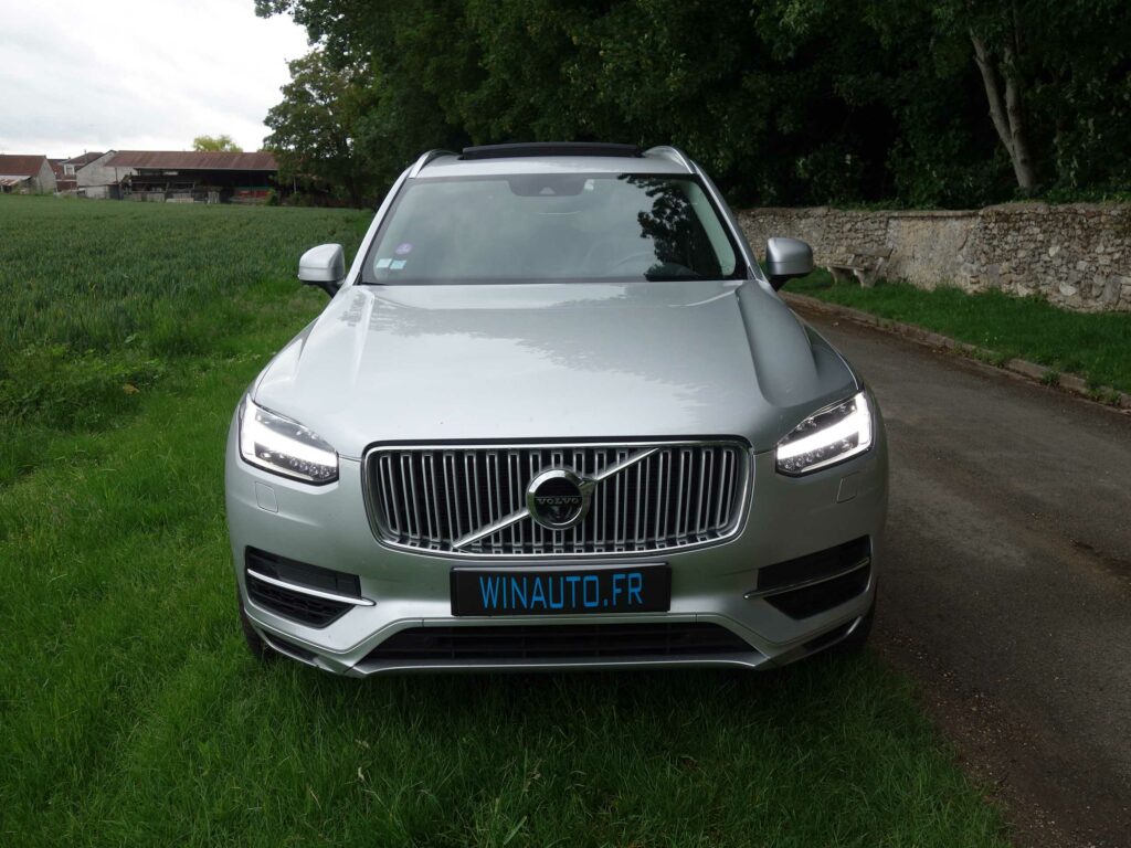 VOLVO XC90