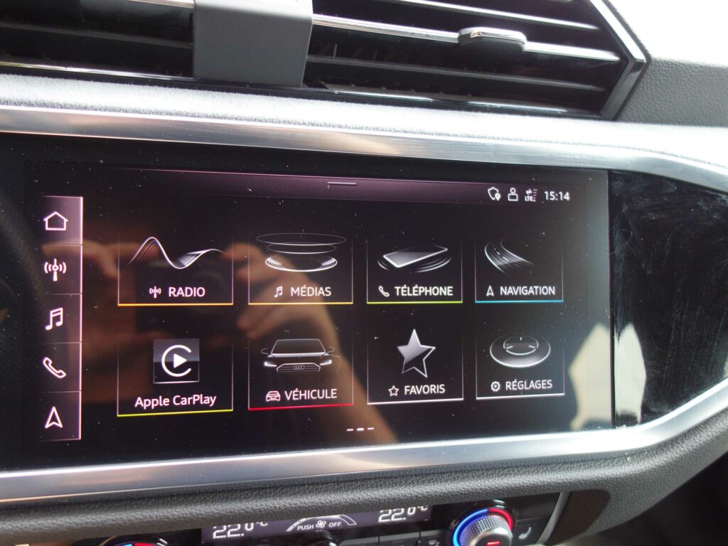 AUDI Q3