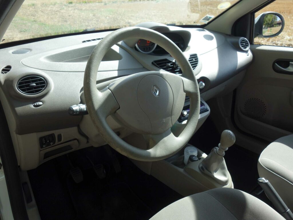 RENAULT Twingo